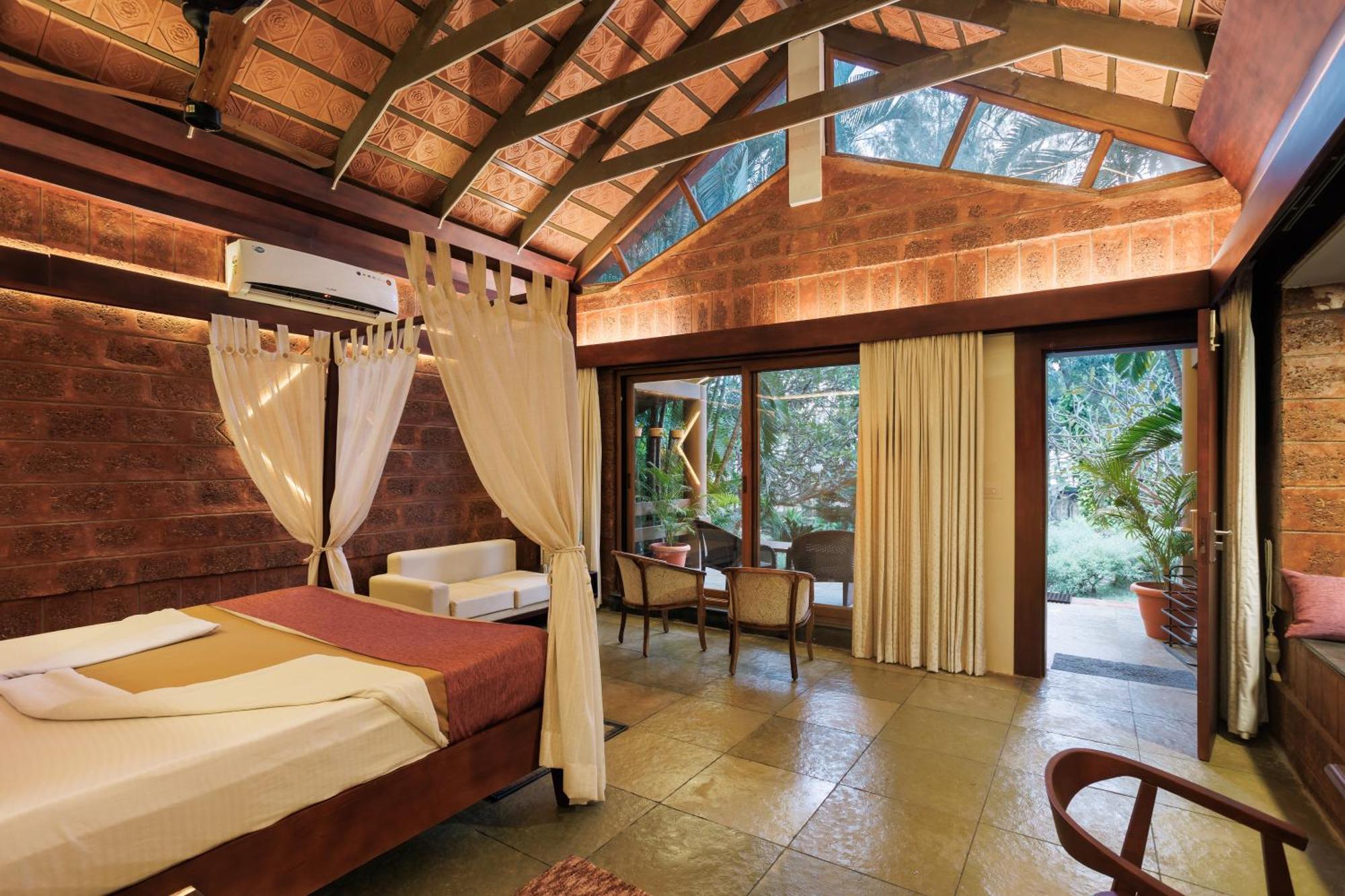 Sai Vishram Beach Resort Bainduru Extérieur photo
