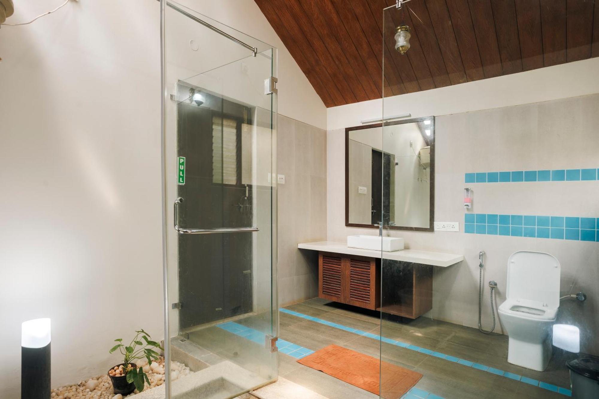 Sai Vishram Beach Resort Bainduru Extérieur photo