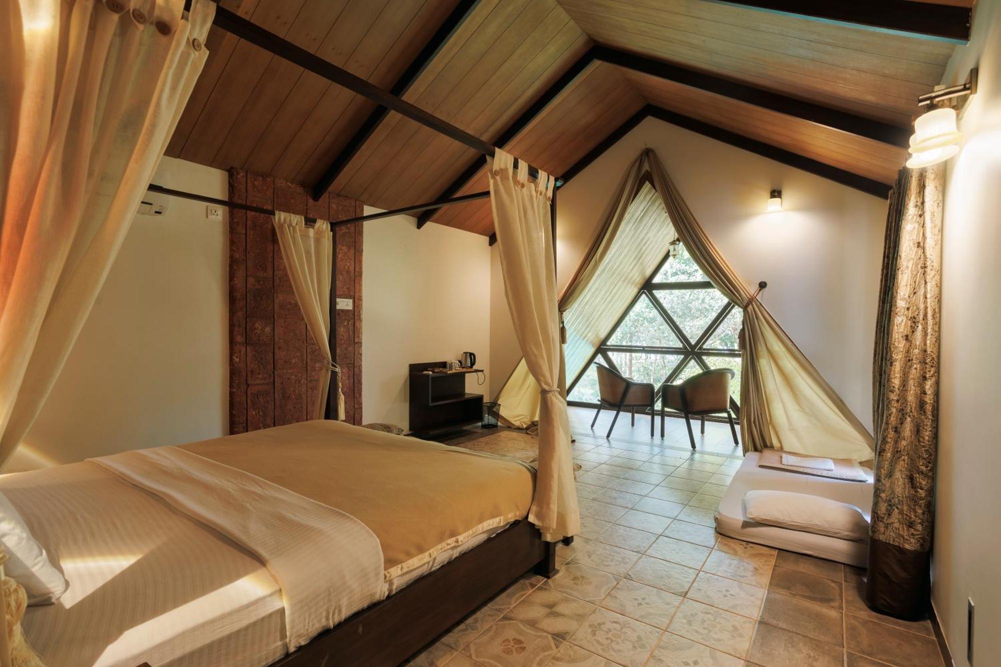 Sai Vishram Beach Resort Bainduru Extérieur photo