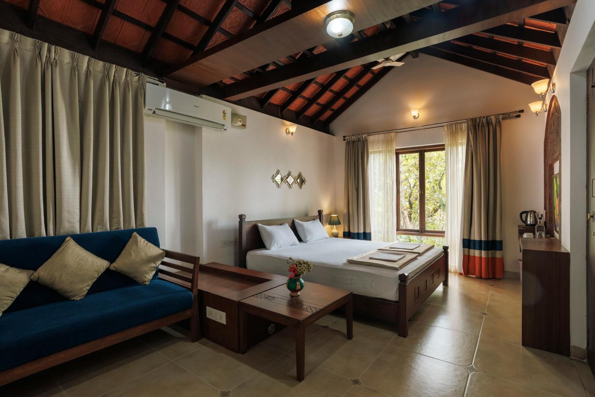 Sai Vishram Beach Resort Bainduru Extérieur photo