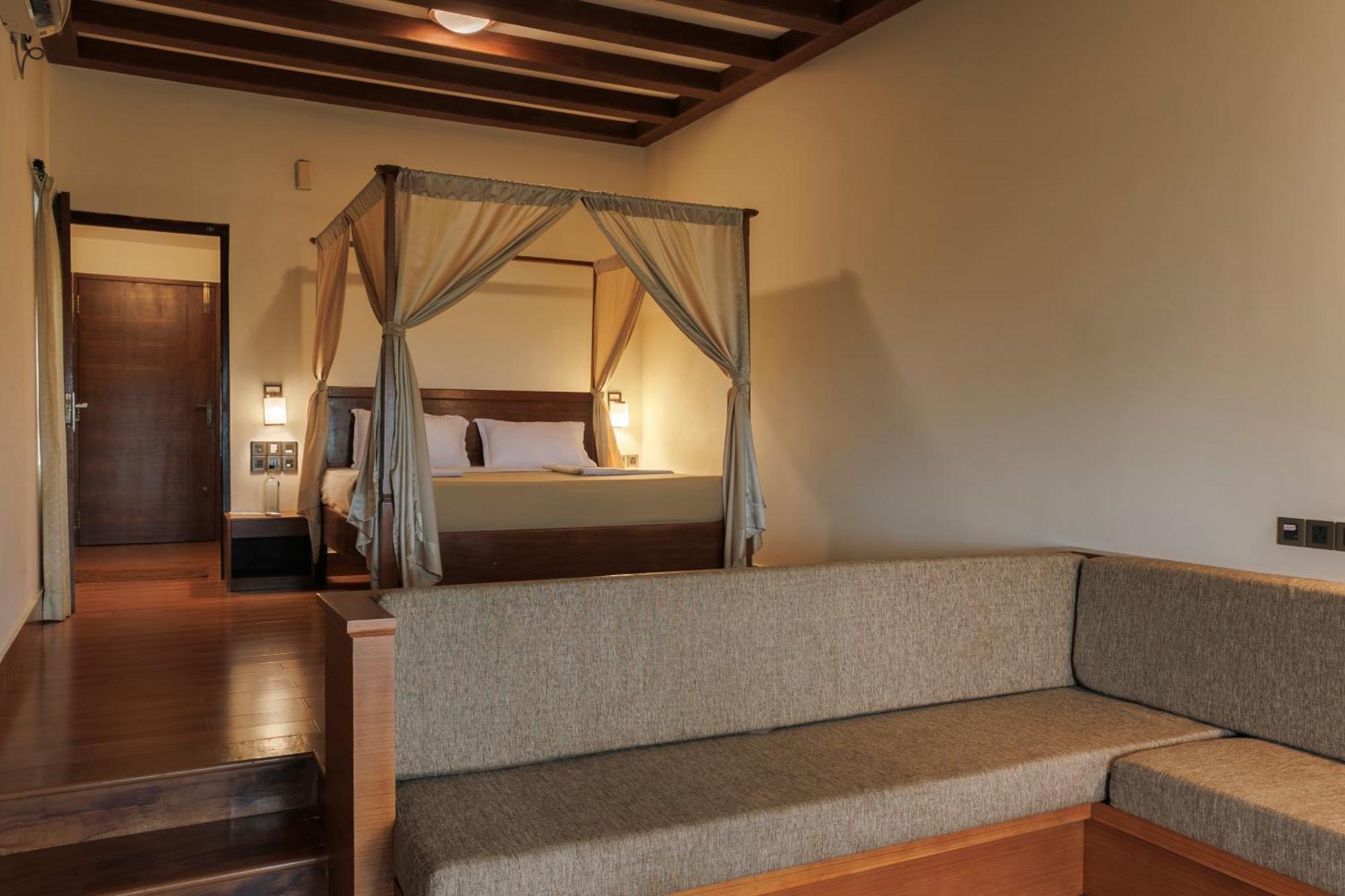 Sai Vishram Beach Resort Bainduru Extérieur photo